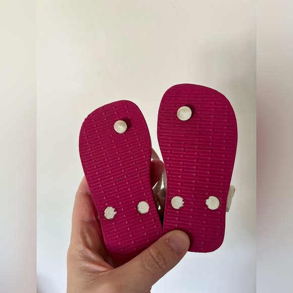 Minnie Mouse Havaianas Flip Flops - Picture 4 of 4